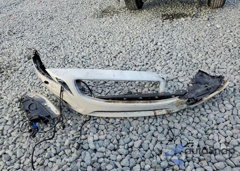 2013 Volvo S60 T5 z USA, uszkodzony, nr VIN YV1612FS9D2183740